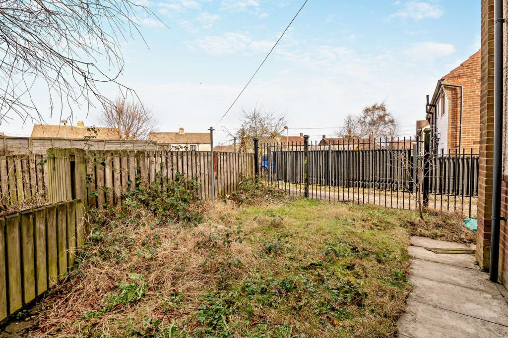 Additional image 24 of Knowles View, Bradford, BD4