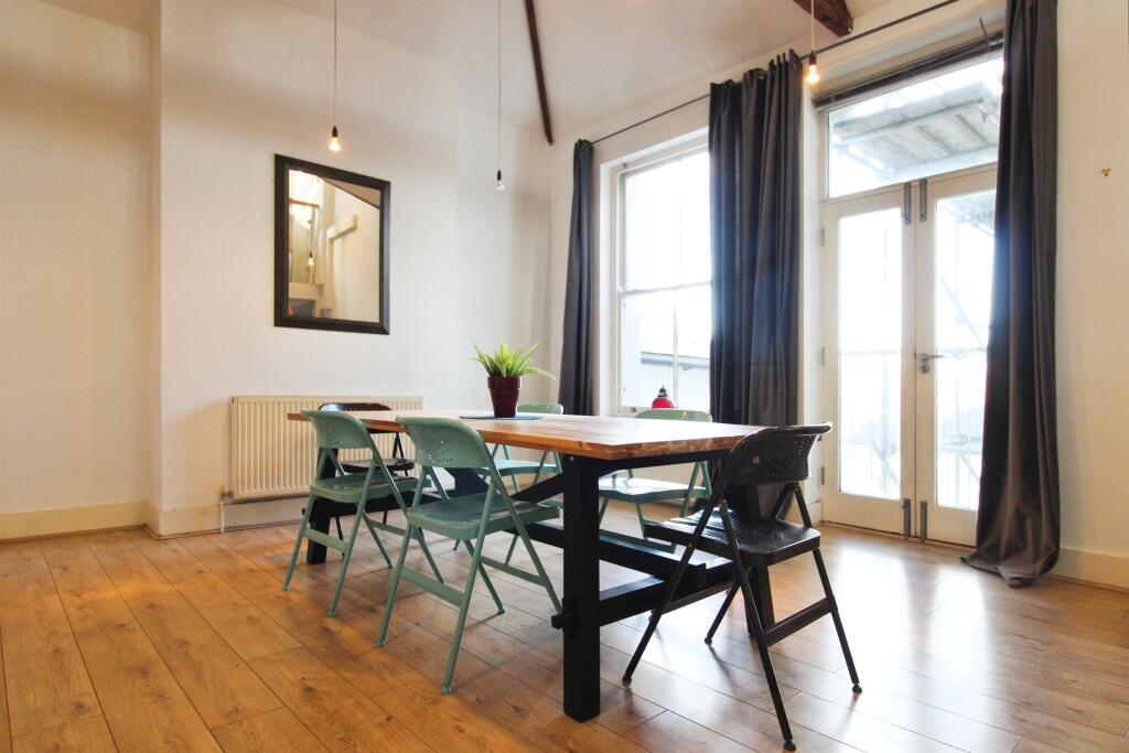 Additional image 9 of Windsor Arcade, Penarth