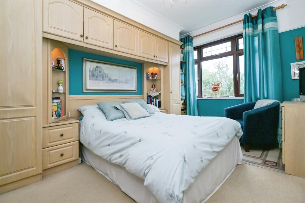 Additional image 10 of Port Road East, Barry