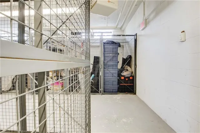 Additional image 19 of 410 King St Unit 412