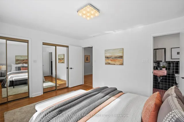 Additional image 21 of 121 Hove St