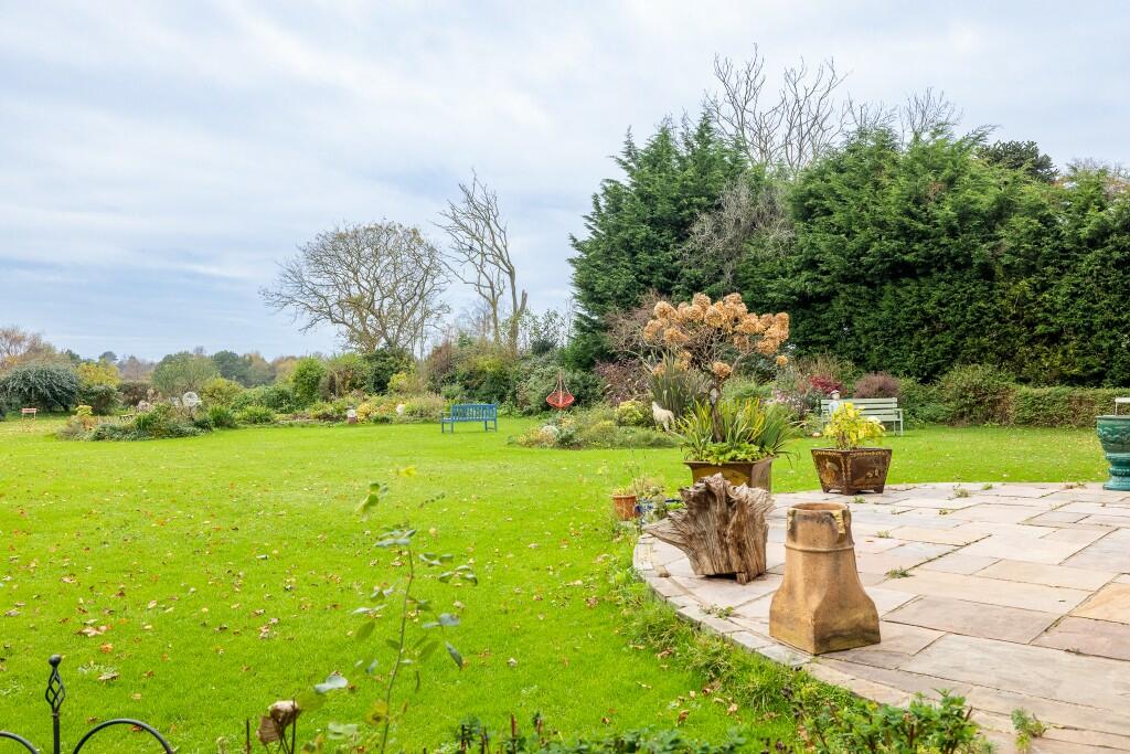 Additional image 67 of Links Hey Road, CH48