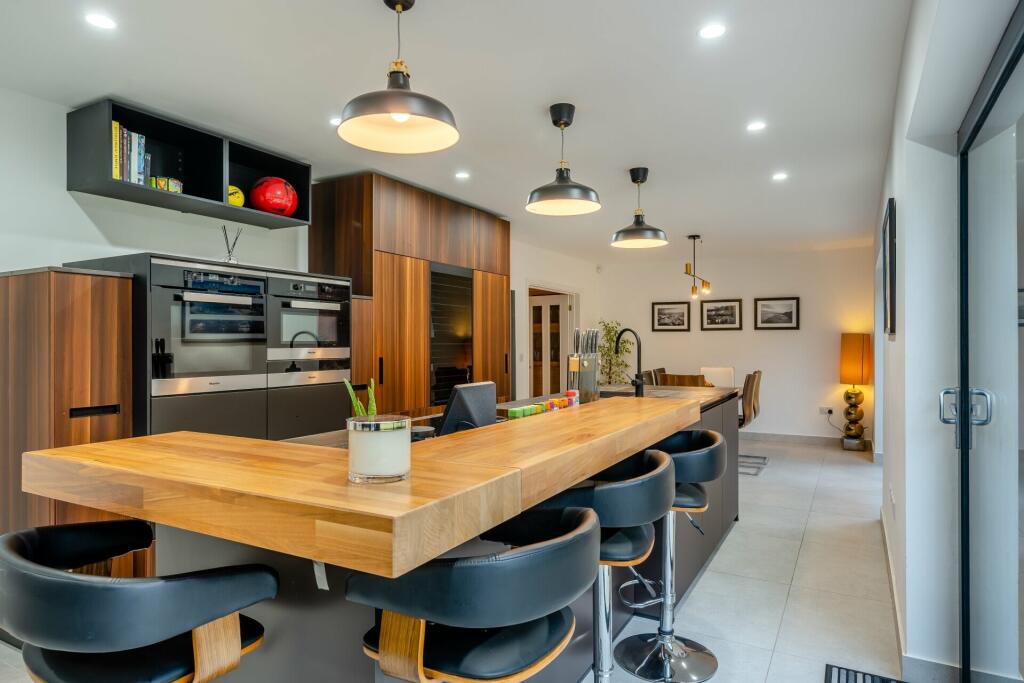 Additional image 36 of Clos Maes Mawr, Caerphilly