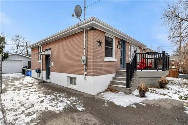 10 Cheryl Ave
