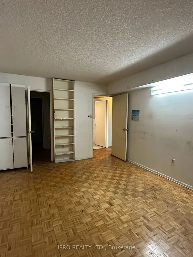 Additional image 17 of 25 Sunrise Ave Unit 403