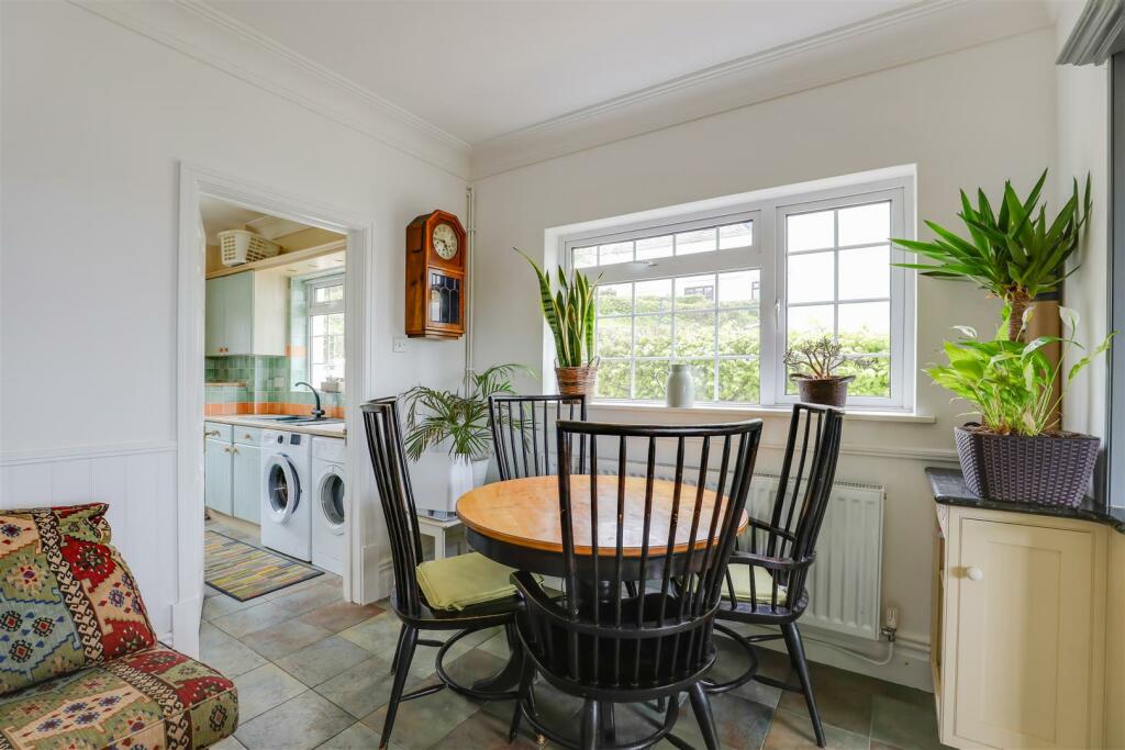 Additional image 4 of Broadlands, The Meadows, Penllyn, Nr Cowbridge, Vale of Glamorgan, CF71 7RL