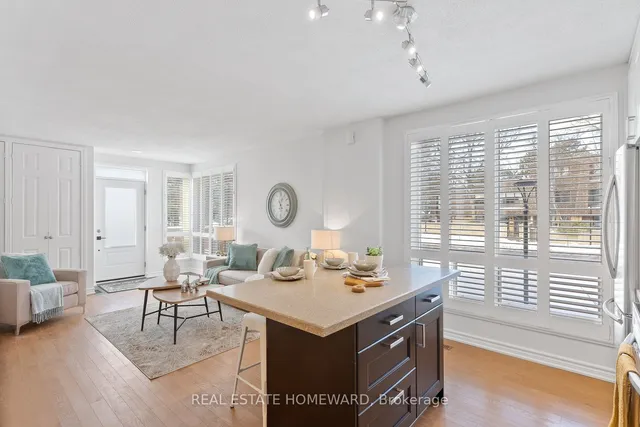 Additional image 20 of 75 Upper Canada Dr Unit 1