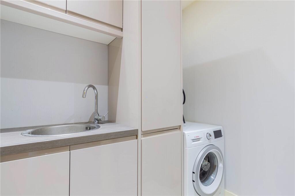 Additional image 7 of Peters Avenue, London Colney, St. Albans, AL2