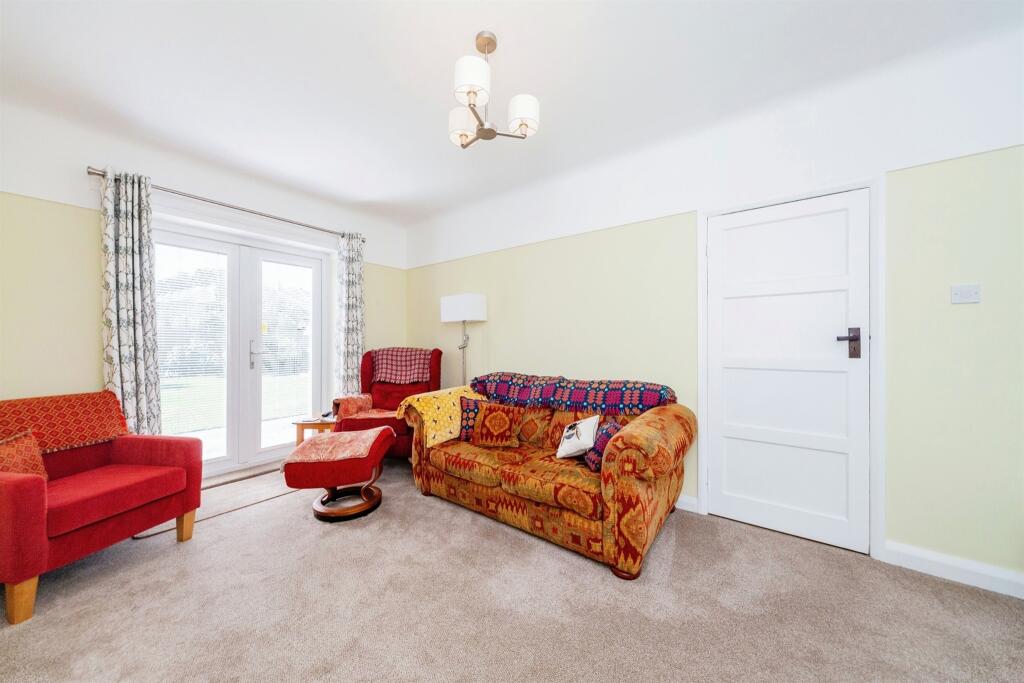 Additional image 8 of Curzon Close, Curzon Park North, Chester