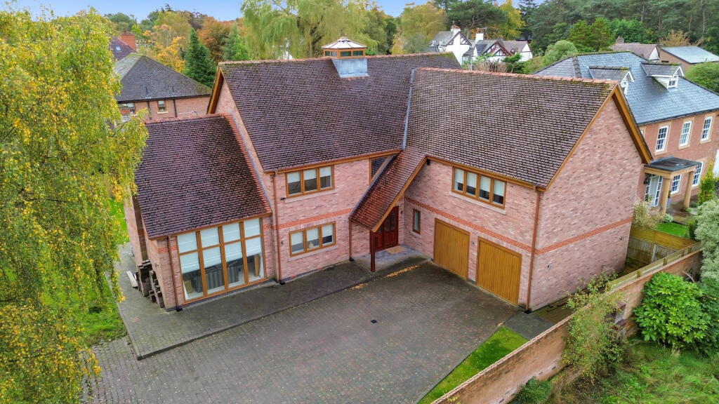 Upton Road, Noctorum, CH43