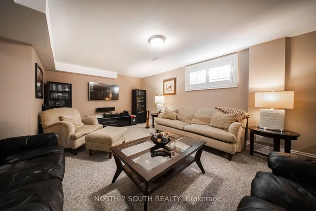 Additional image 31 of 339 Burnhamthorpe Rd