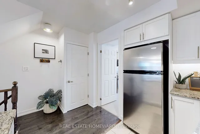 Additional image 12 of 21 Ruttan St Unit 240