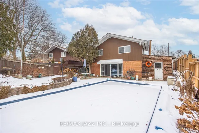 Additional image 21 of 55 Madras Cres