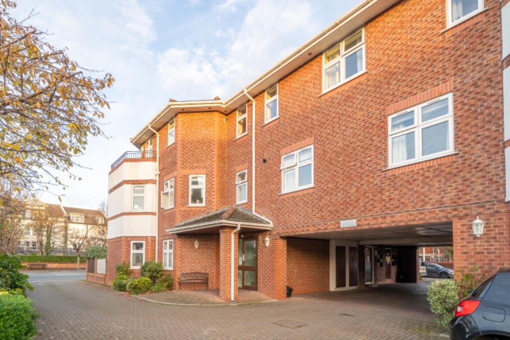 Additional image 16 of Meols Drive, CH47