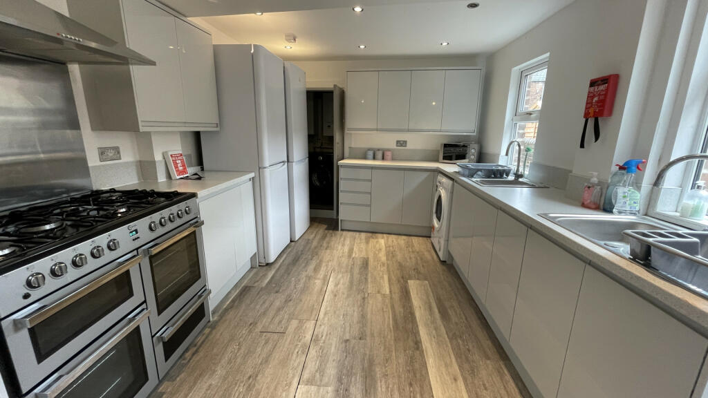 Additional image 3 of Chichester Street, Chester