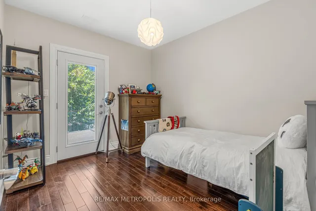 Additional image 22 of 26 Algonquin Ave