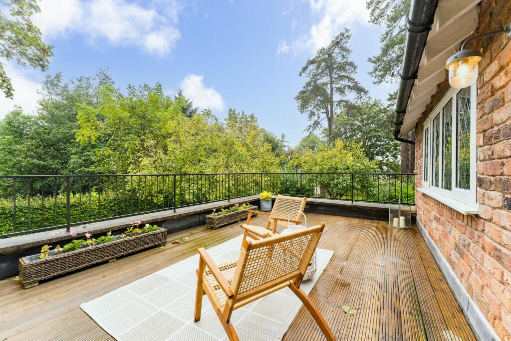 Additional image 26 of Large private plot in desirable Churton village