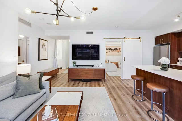 Additional image 5 of 59 East Liberty St Unit 1111