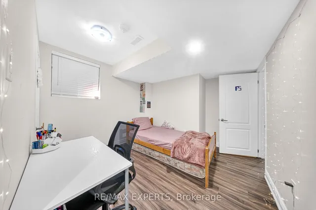 Additional image 40 of 668 Kennedy Circ