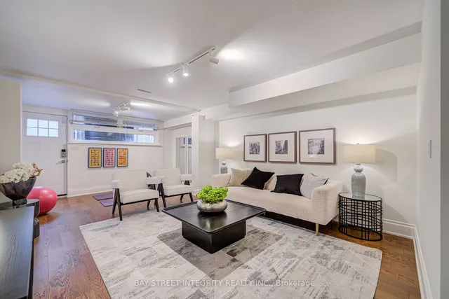 Additional image 33 of 17 Frankdale Ave