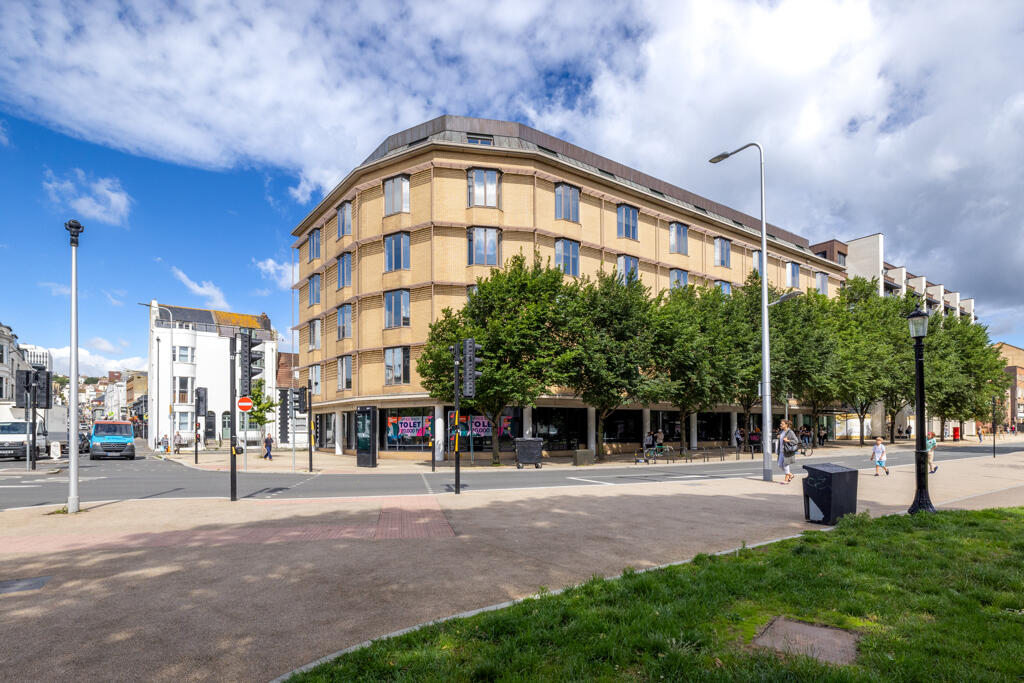 One Gloucester Place, Brighton, East Sussex, BN1 4AA