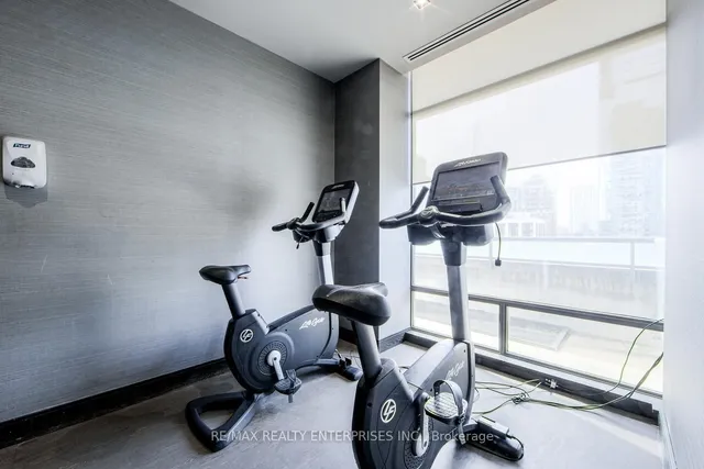 Additional image 35 of 18 Yorkville Ave Unit 315