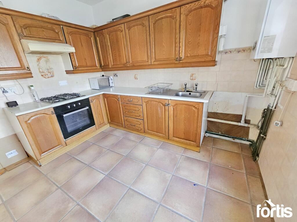 Additional image 11 of Commercial Street, Maesteg, CF34