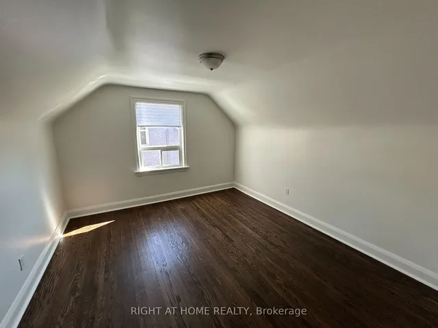 Additional image 15 of 50 Moore Park Ave