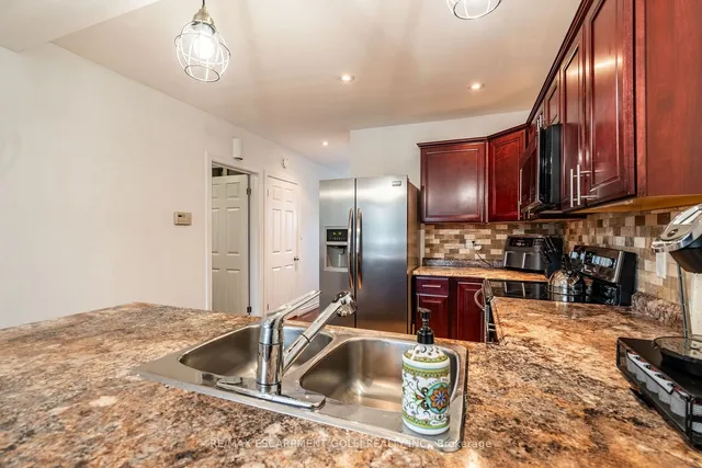 Additional image 12 of 76 Park Row