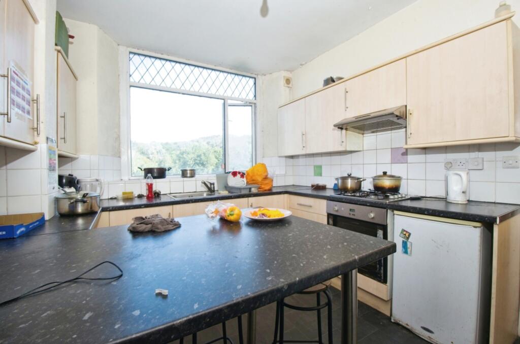 Additional image 5 of Broadway, Treforest, Pontypridd, Rhondda Cynon Taff