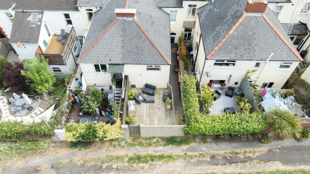 Additional image 21 of Redbrink Crescent, Barry