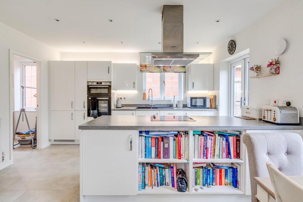 Additional image 5 of Exceptional modern family home in Yatton's popular Chestnut Park