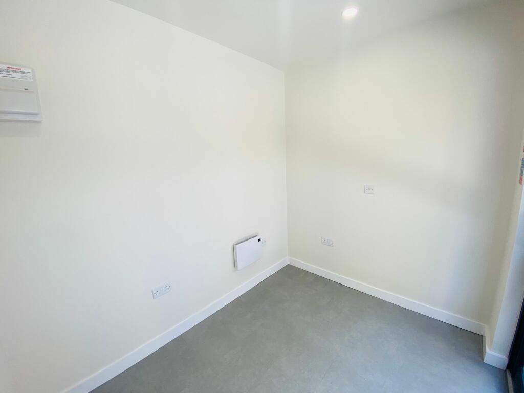 Additional image 4 of Hood Road, Barry, CF62