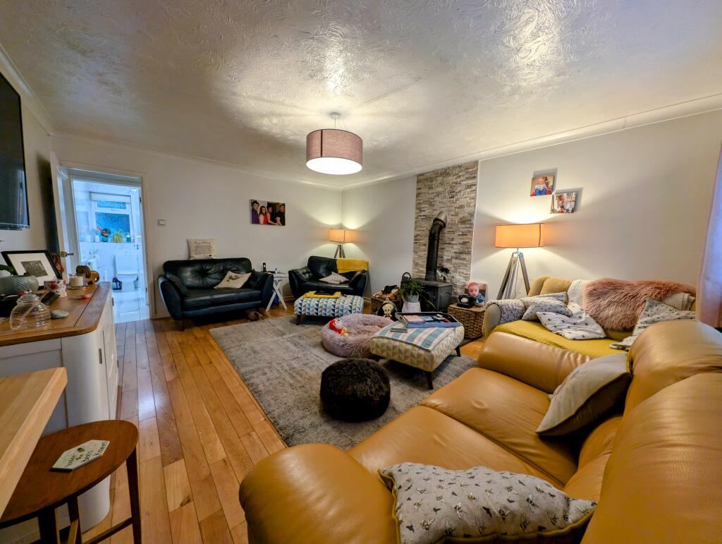 Additional image 4 of Windsor Court, Ynysybwl, CF37 3HX