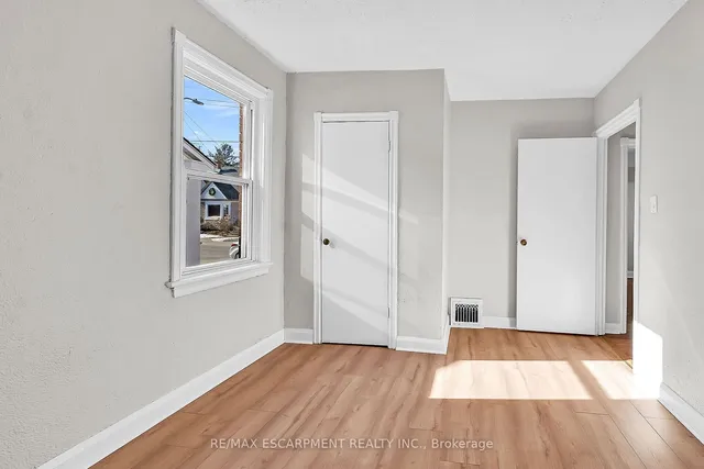 Additional image 11 of 97 East 12th St