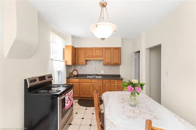 Additional image 17 of 62 Francis St