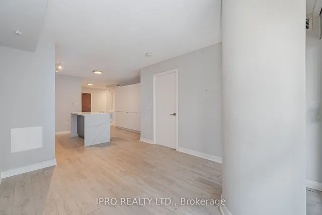 Additional image 17 of 10 Capreol Crt Unit 557