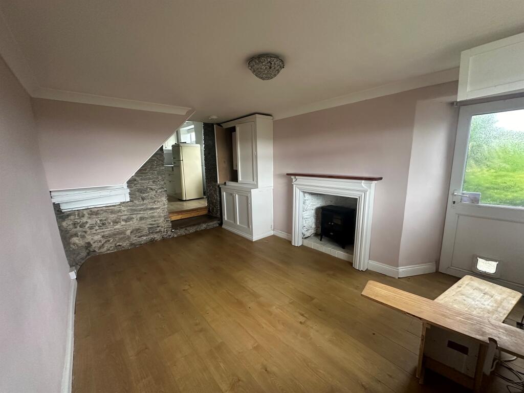 Additional image 4 of Mount Pleasant Cottages, Hengoed