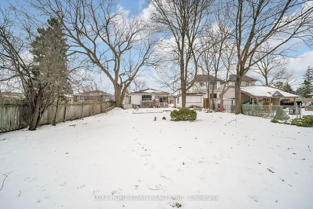 Additional image 17 of 102 Brenda Cres