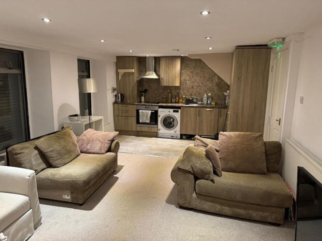 Additional image 14 of 12 Porth Street, Porth, Rhondda Cynon Taf, CF39 9SB