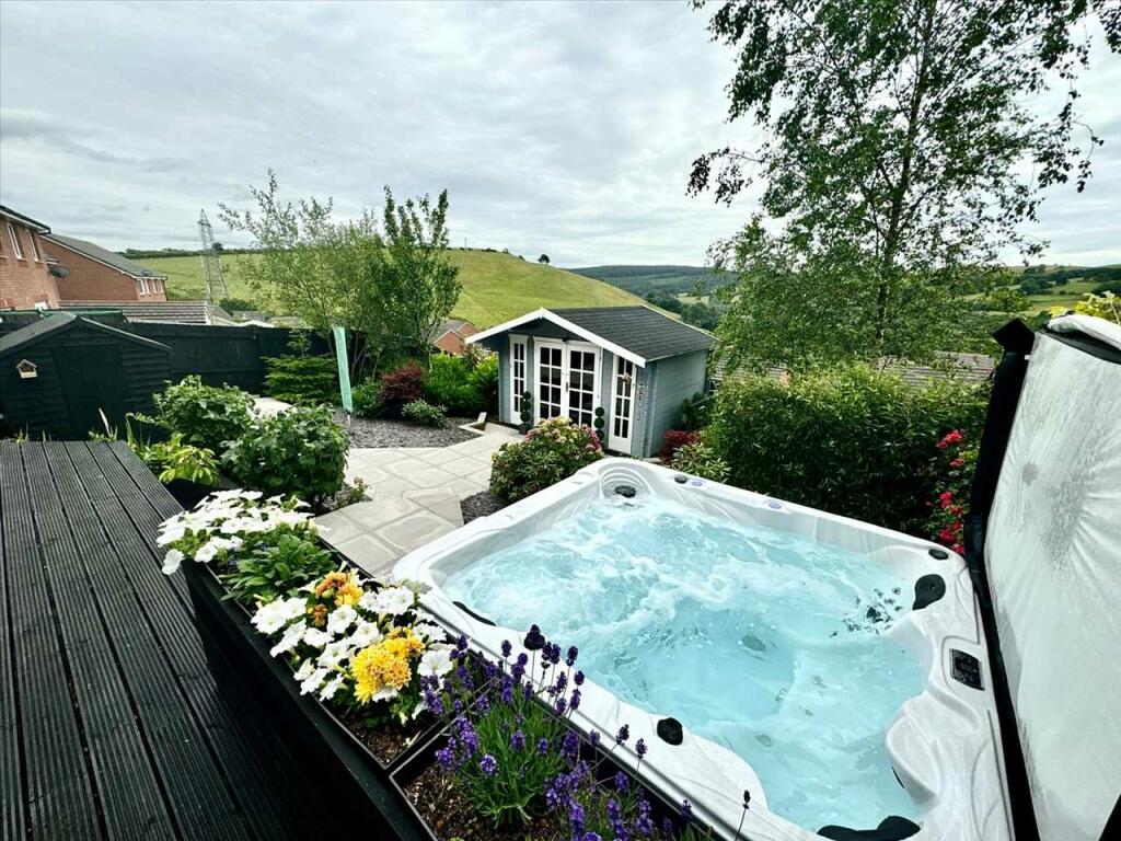 Additional image 3 of Highfields, Porth