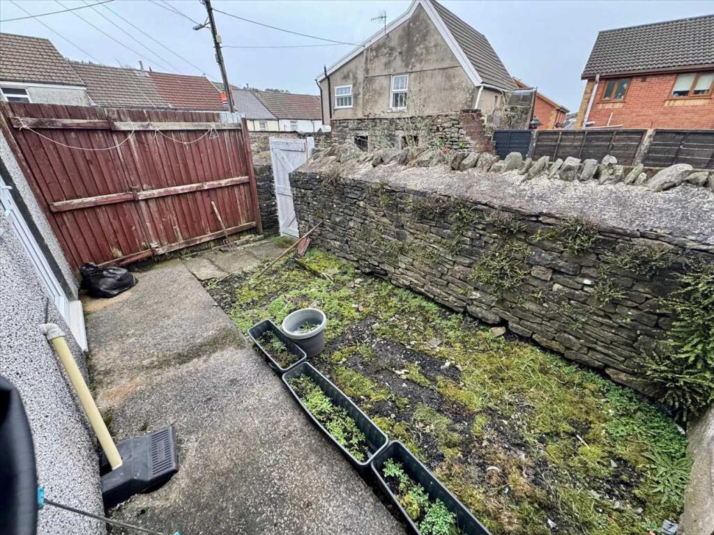 Additional image 14 of High Street, Porth