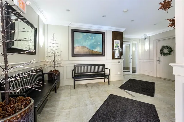 Additional image 4 of 397 King St Unit 205