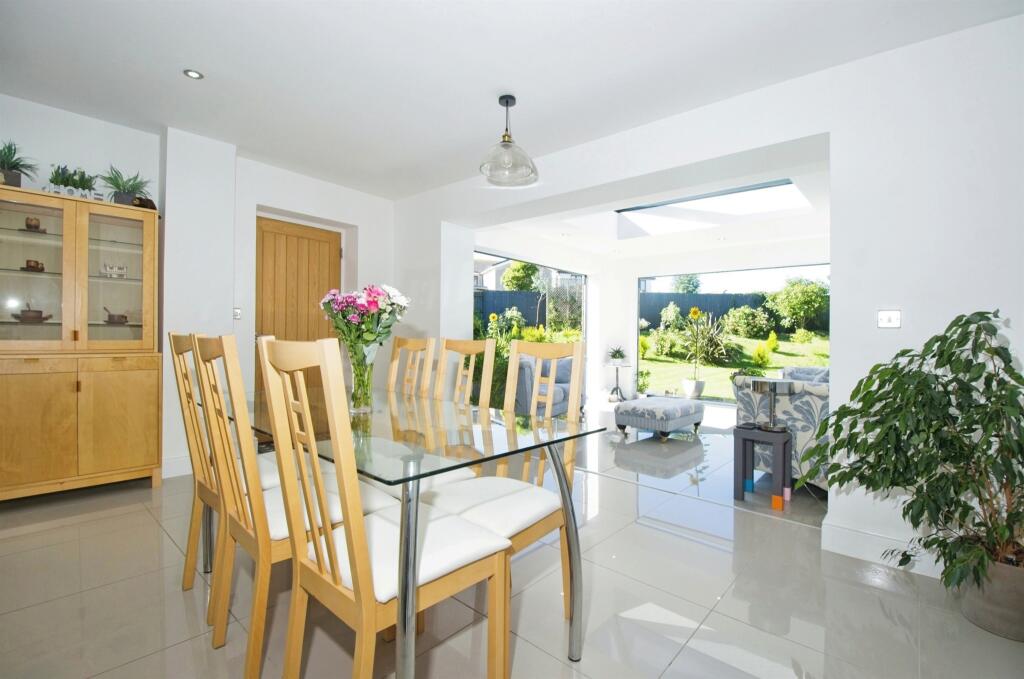 Additional image 29 of South Road, PORTHCAWL