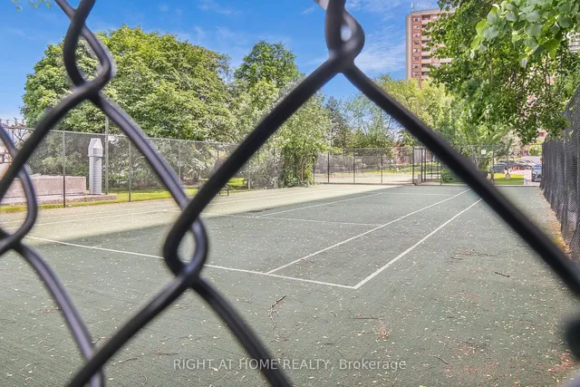 Additional image 38 of 55 Skymark Dr Unit 2704