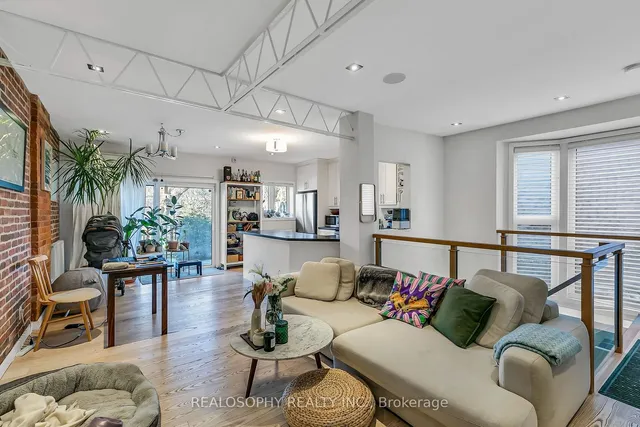 Additional image 9 of 626 Huron St