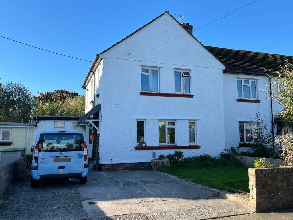 Illtyd Avenue, Llantwit Major, CF61