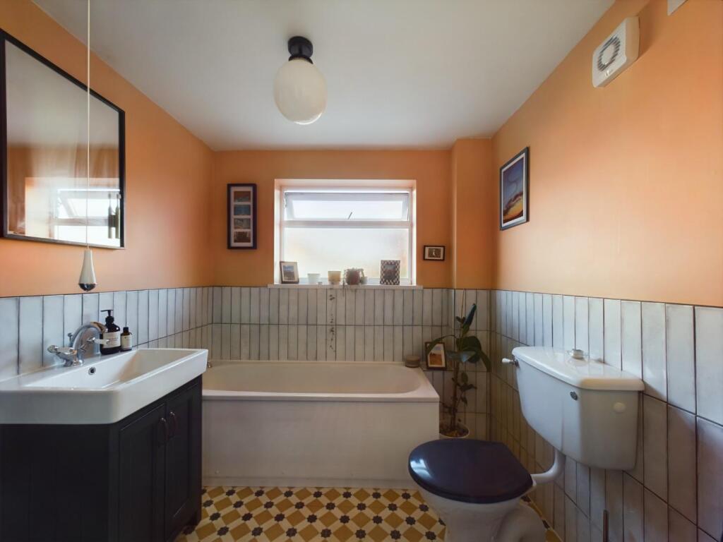 Additional image 5 of Cross Street, Bristol