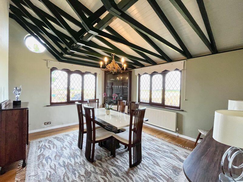 Additional image 7 of 6 Long Acre Court, Porthcawl, Bridgend, CF36 3TJ