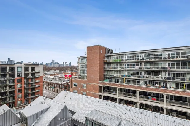 Additional image 36 of 201 Carlaw Ave Unit 702